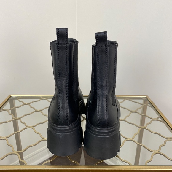 ZARA Lug Sole Boots - Black Leather Ankle Boots Size 8 US 39 EU - Picture 6 of 11